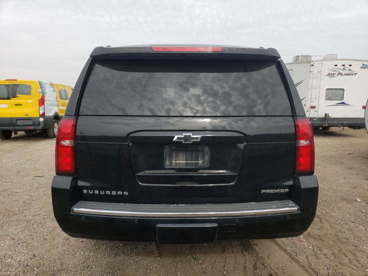 2020 Chevrolet Suburban - Image 6