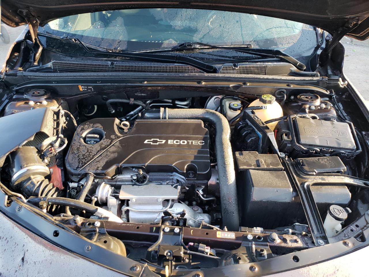 2016 Chevrolet Malibu - Image 11