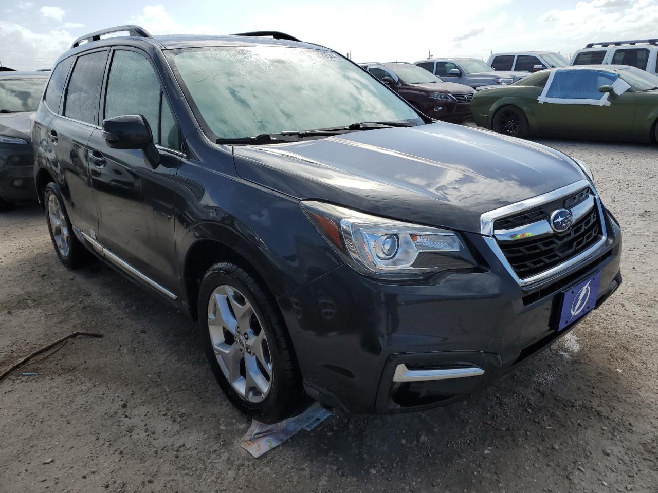 VIN JF2SJAWC0JH615536 2018 SUBARU FORESTER no.4