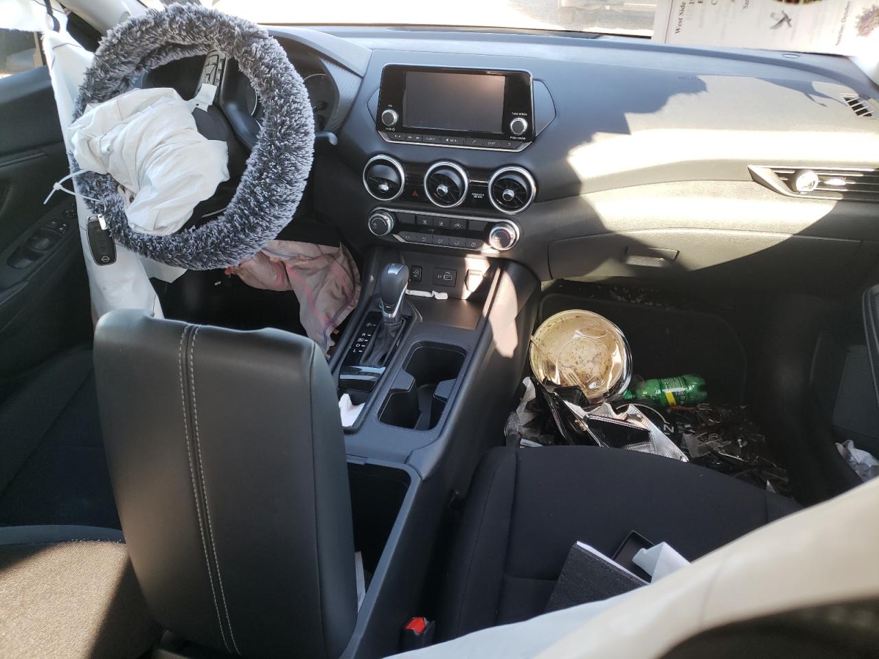 2024 Nissan Sentra - Image 8