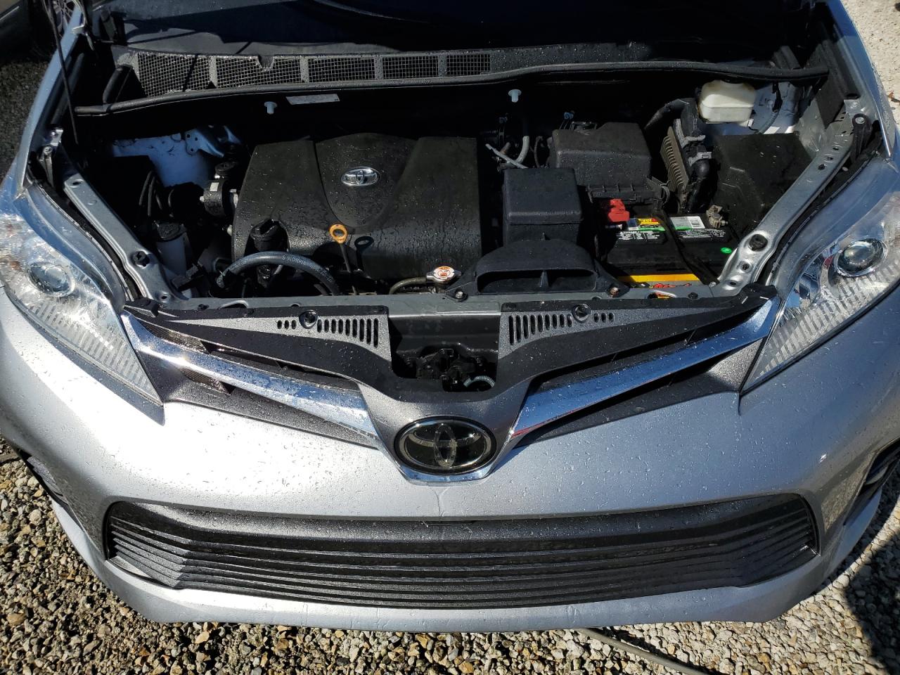 5TDYZ3DC6LS024786 2020 Toyota Sienna Xle