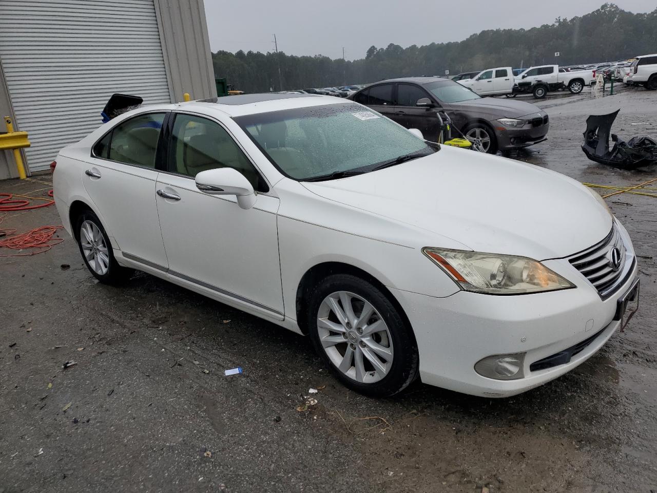 2012 Lexus ES - Image 4