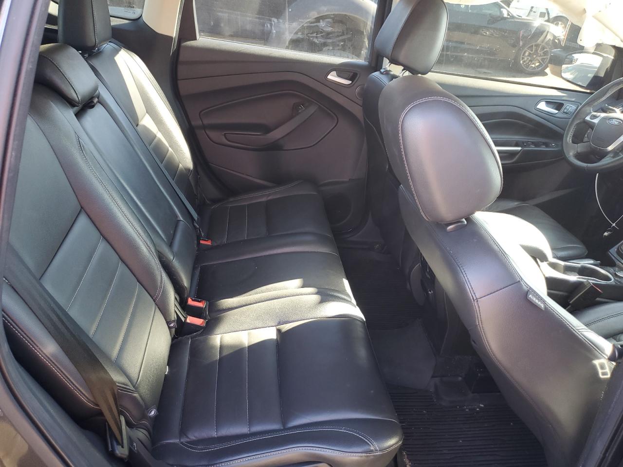 2016 Ford Escape - Image 11