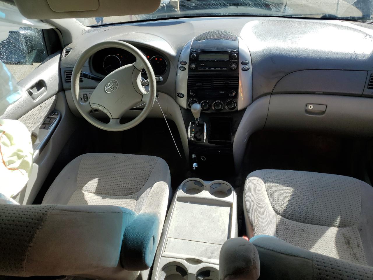 2006 Toyota Sienna - Image 8