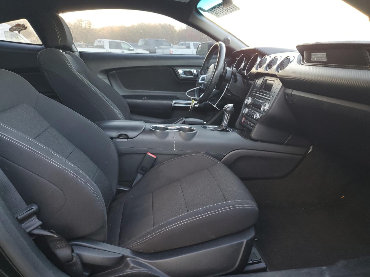 2017 Ford Mustang - Image 10
