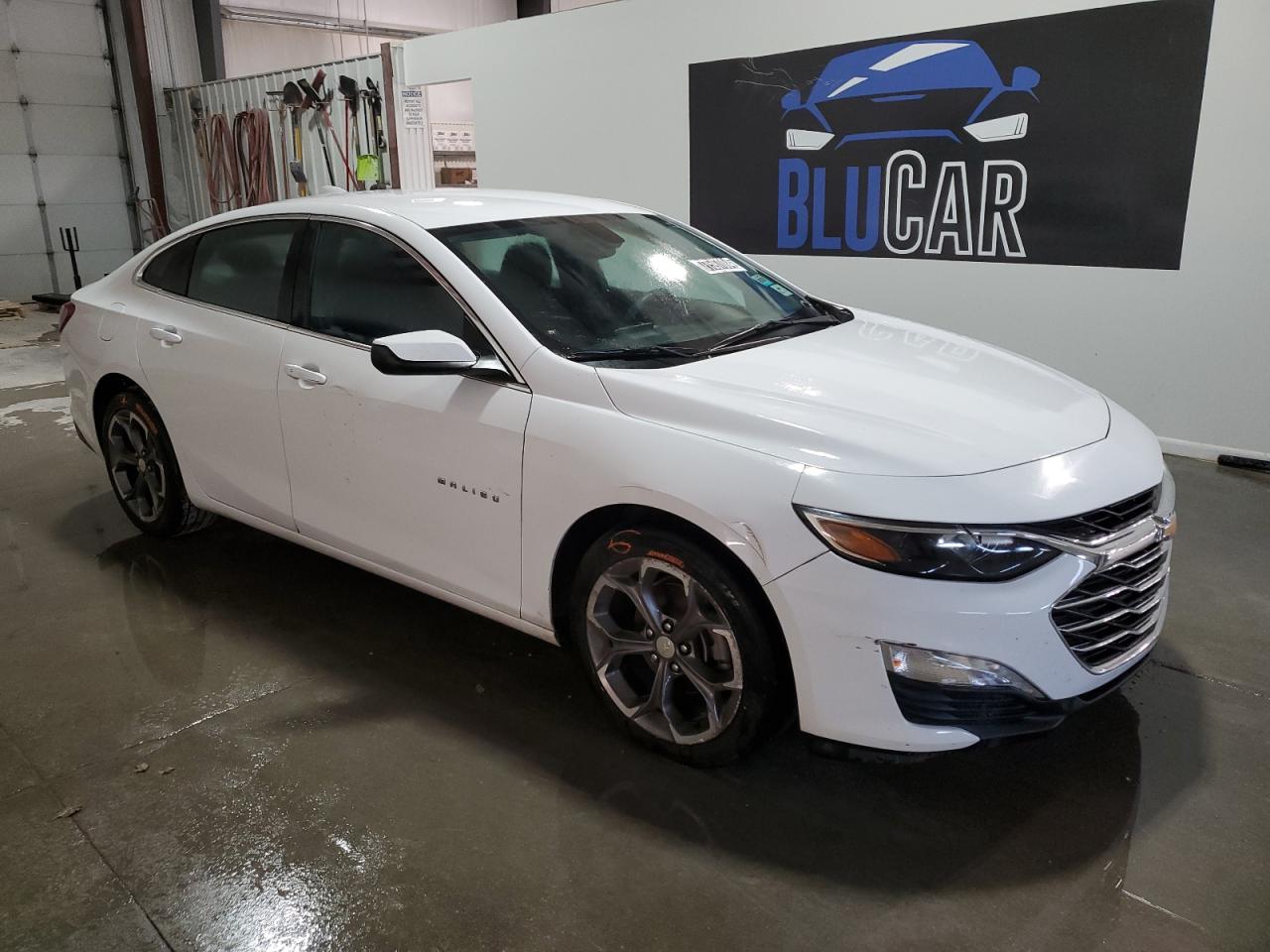 2020 Chevrolet Malibu - Image 4