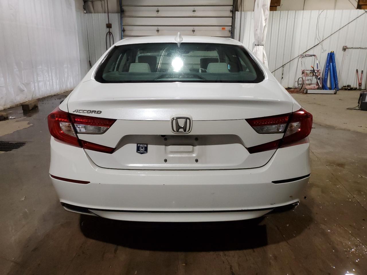 2018 Honda Accord - Image 6