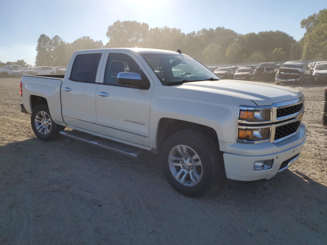 2014 Chevrolet Silverado - Image 4