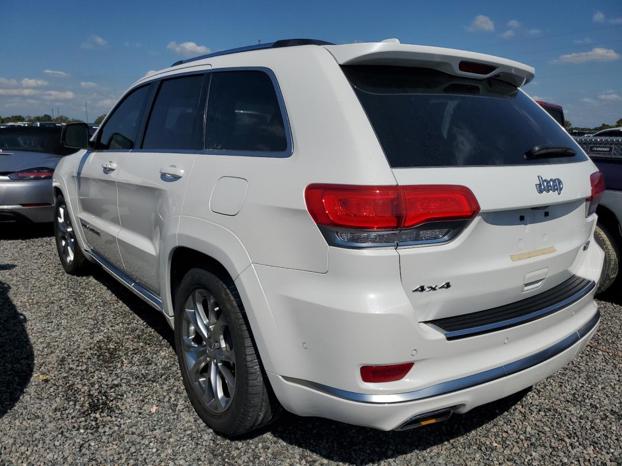 2020 Jeep Grand Cherokee - Image 2