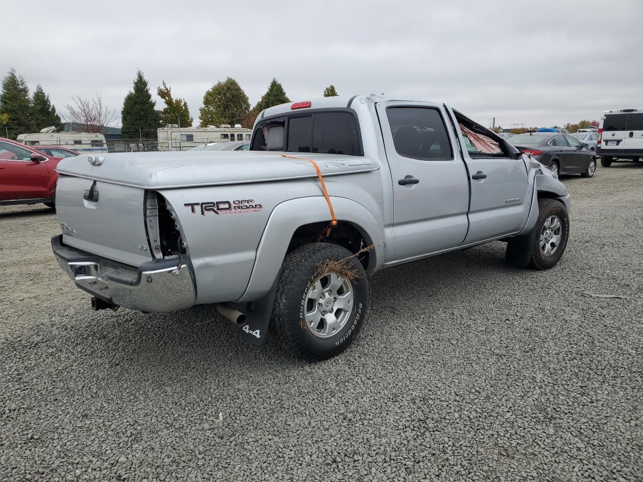 VIN 3TMLU4EN6DM107568 2013 TOYOTA TACOMA no.3