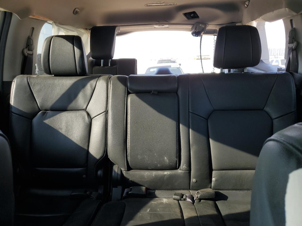2015 Honda Pilot - Image 10