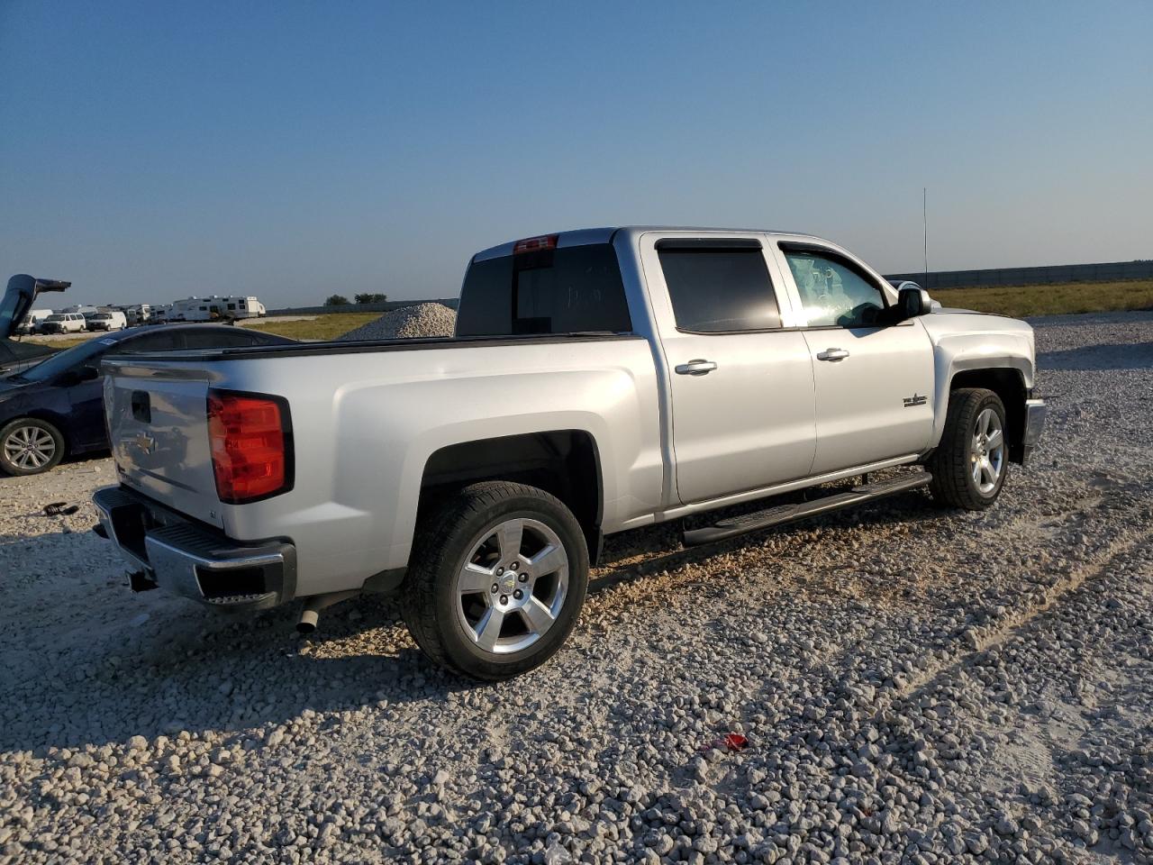 2014 Chevrolet Silverado - Image 3