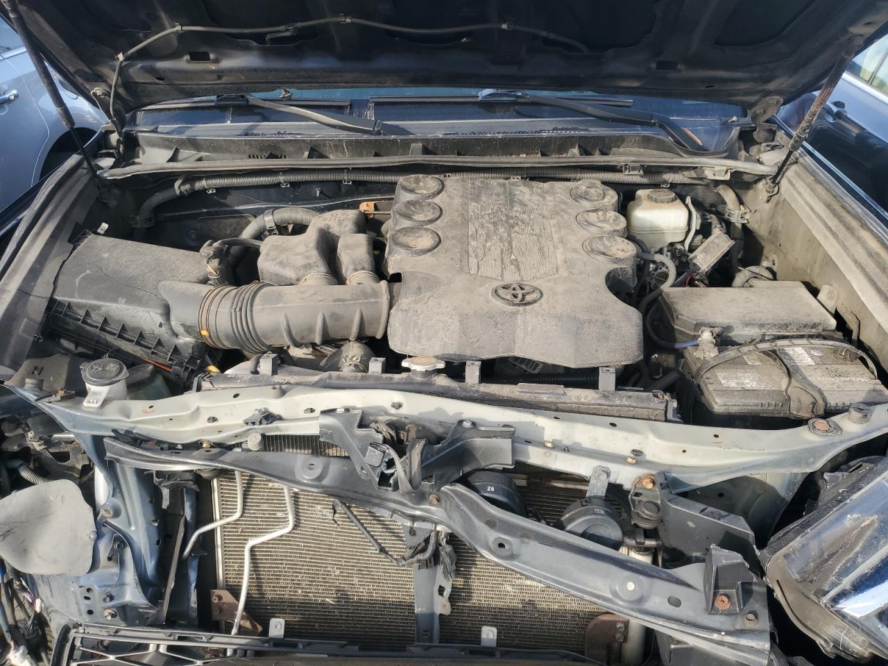 2014 Toyota 4Runner - Image 12