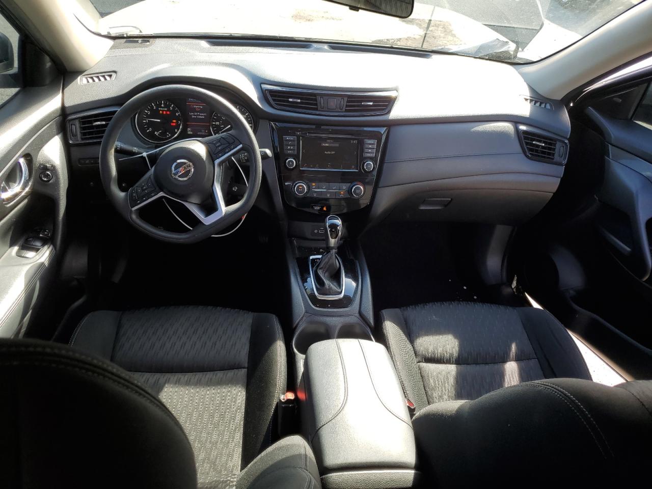 2018 Nissan Rogue - Image 8