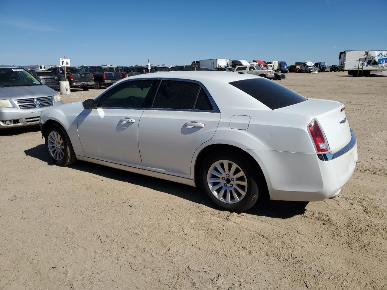 2013 Chrysler 300 - Image 2