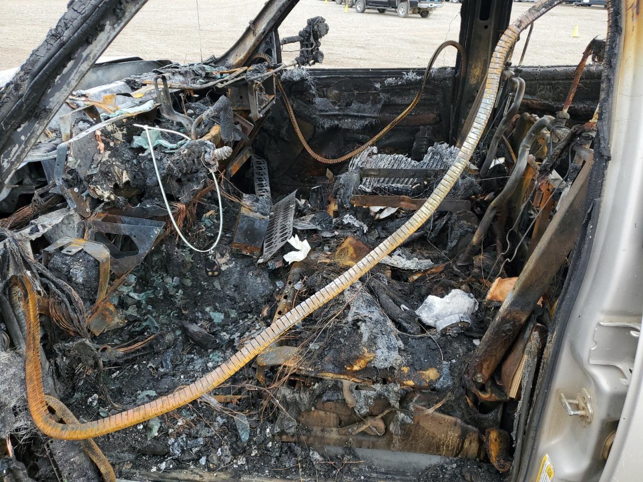 2007 Chevrolet Silverado - Image 7