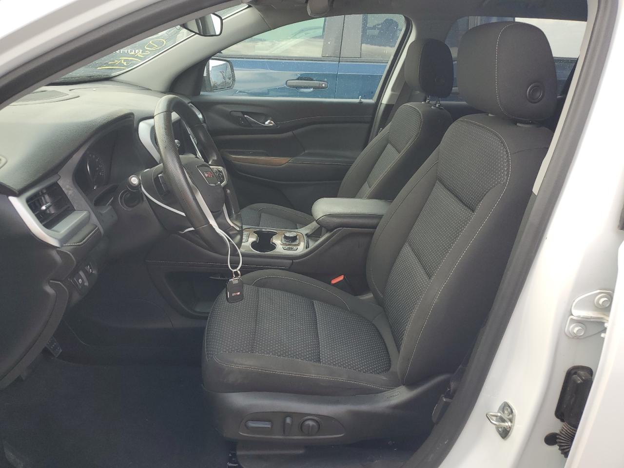 2022 GMC Acadia - Image 7