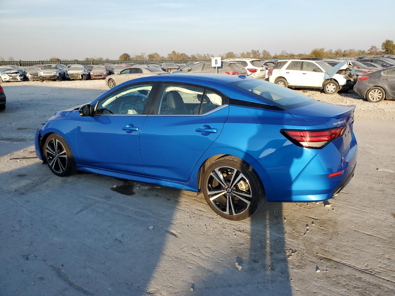 2021 Nissan Sentra - Image 2