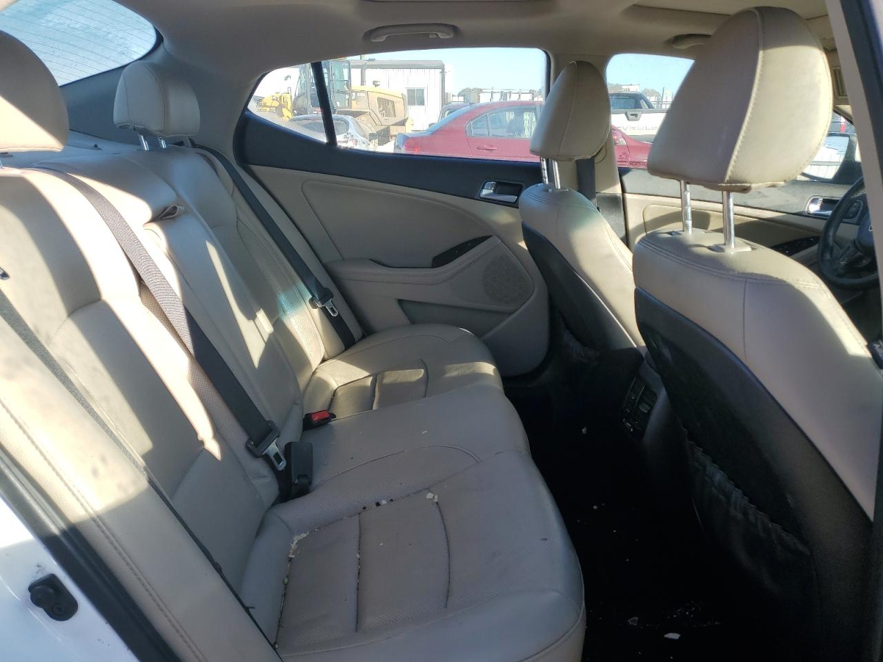 2015 Kia Optima - Image 10
