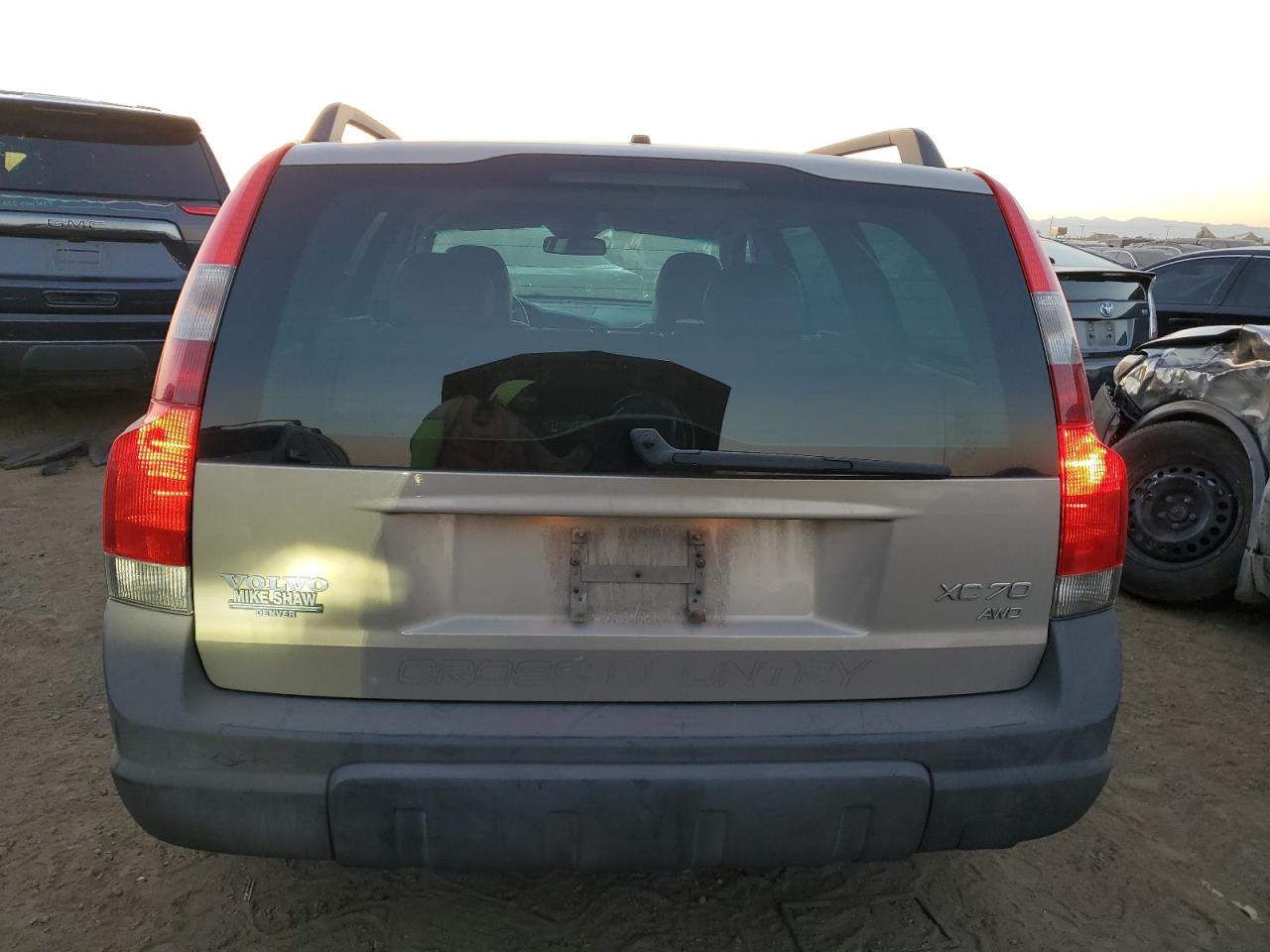 YV1SZ59HX31109076 2003 Volvo Xc70