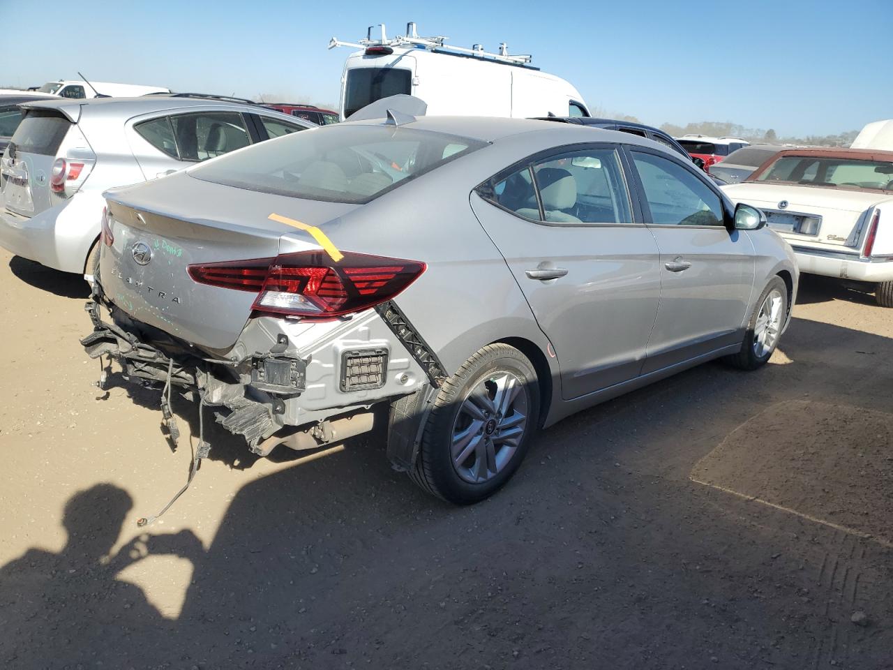 2020 Hyundai Elantra - Image 3