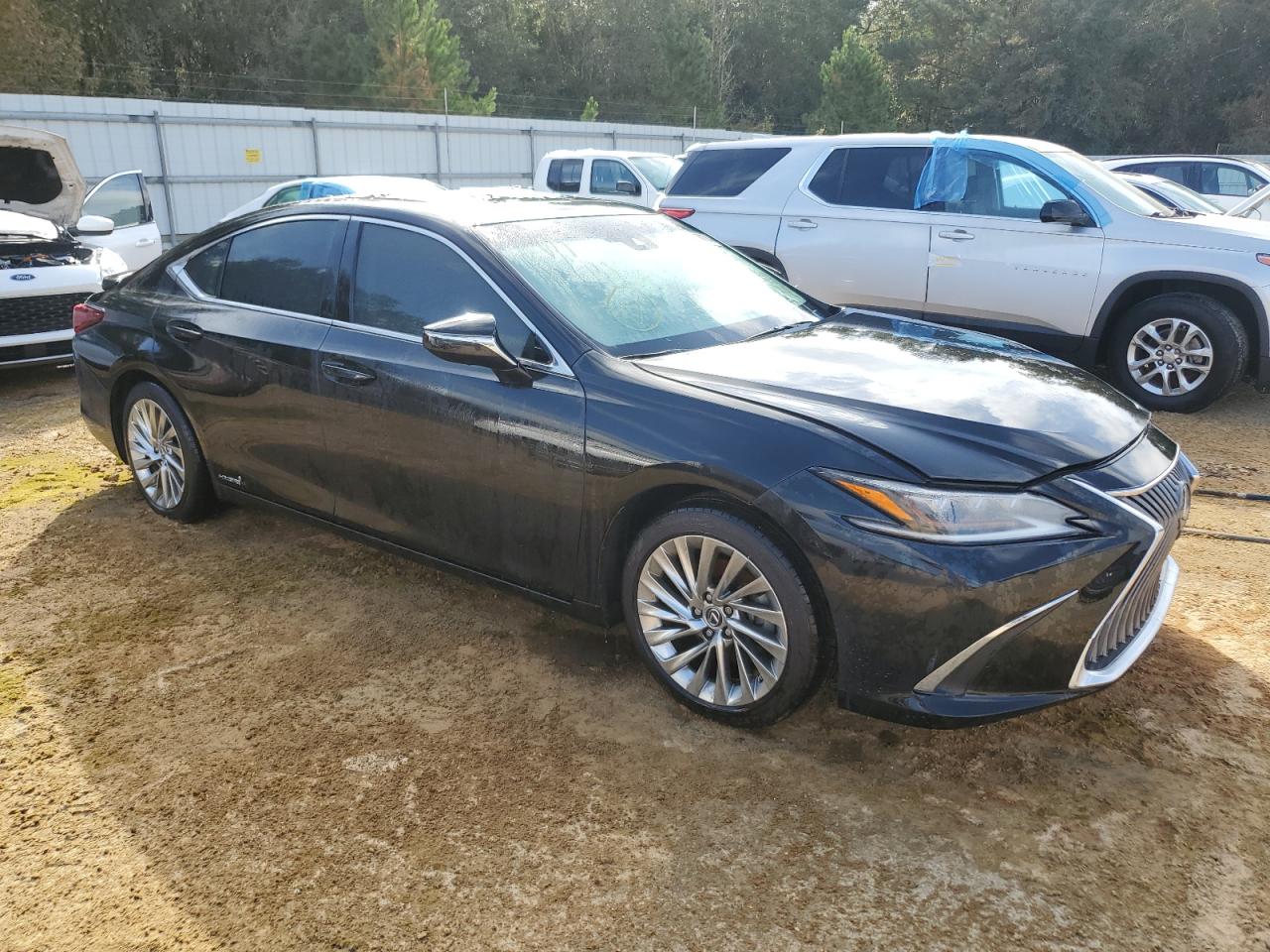 2021 Lexus ES - Image 4