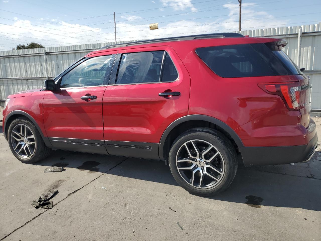 2017 Ford Explorer - Image 2