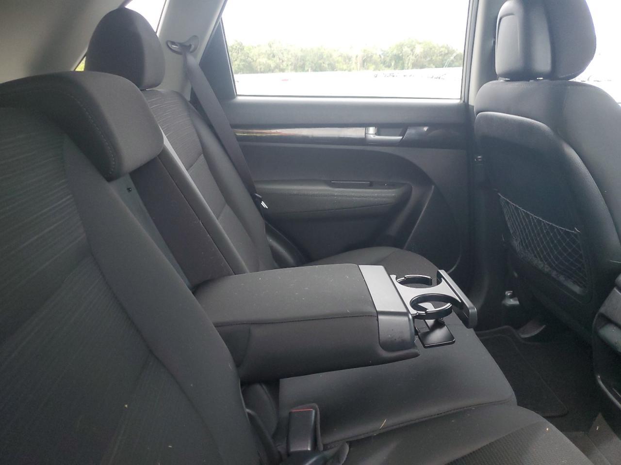 2015 Kia Sorento - Image 11