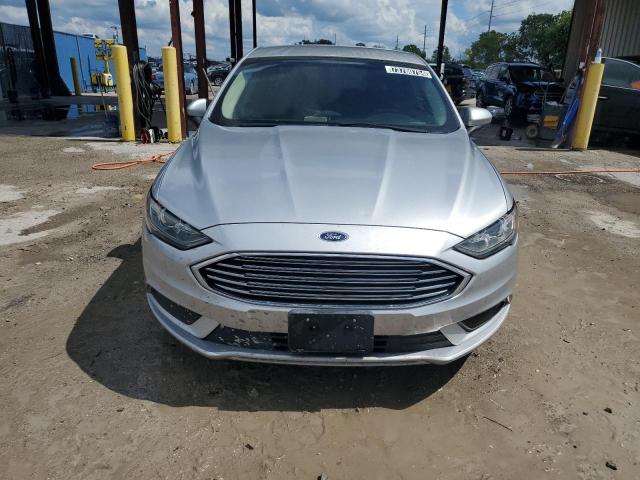  FORD FUSION 2017 Серебристый