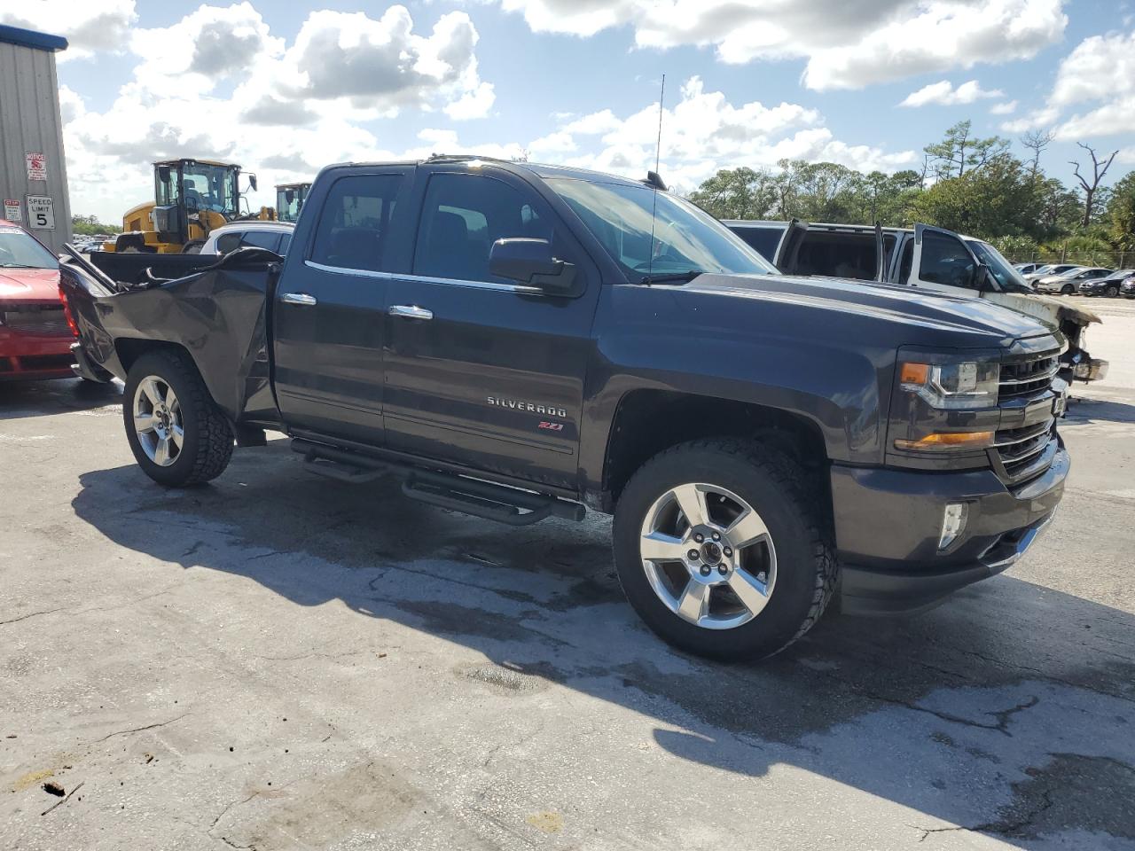 2016 Chevrolet Silverado - Image 4