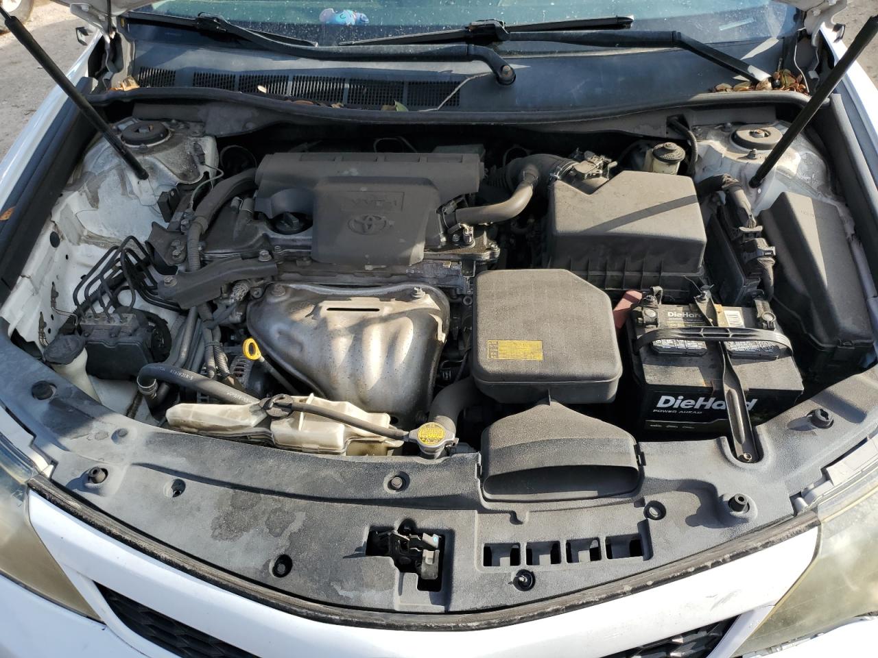 2012 Toyota Camry - Image 11