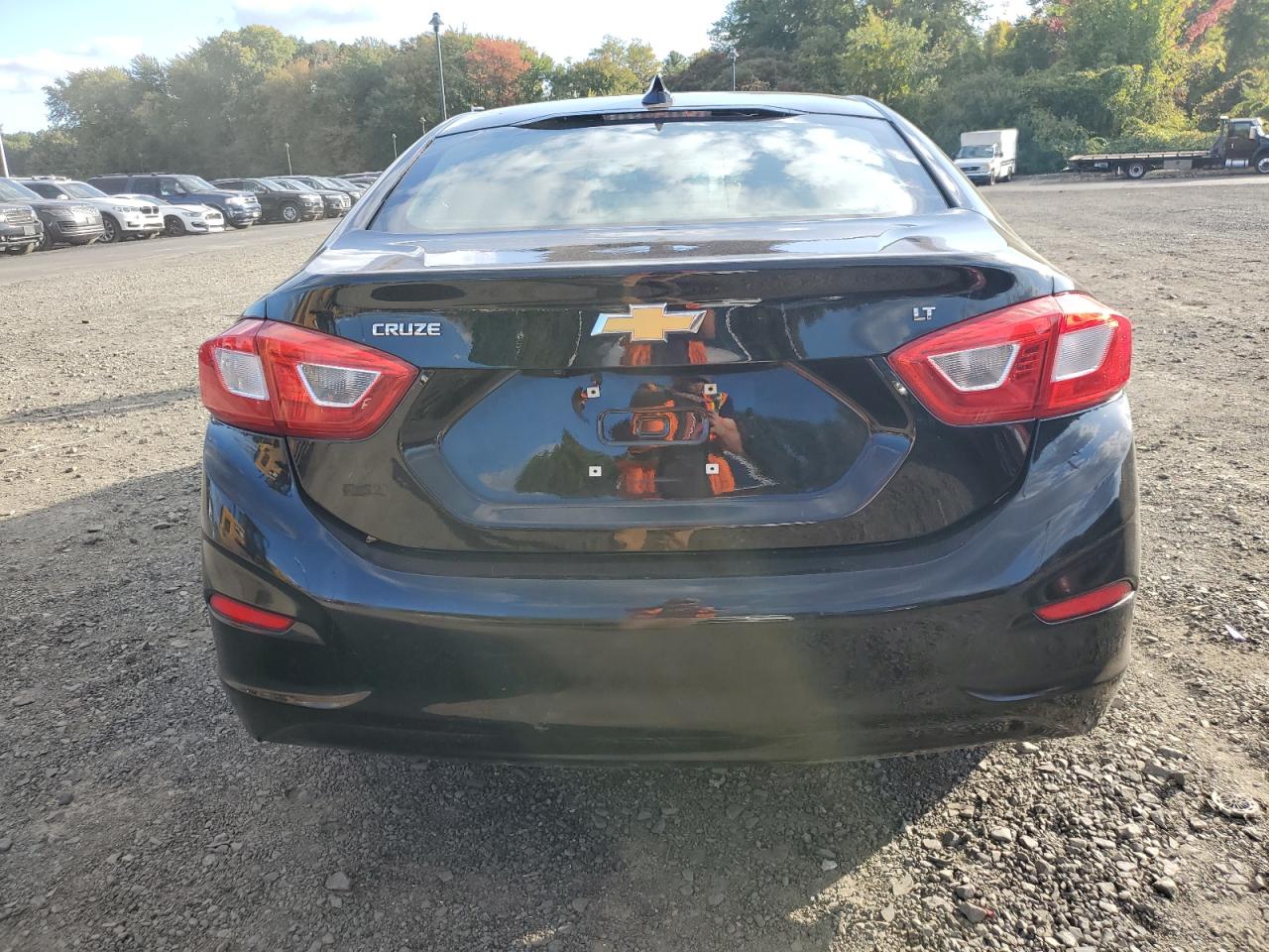 2017 Chevrolet Cruze - Image 6