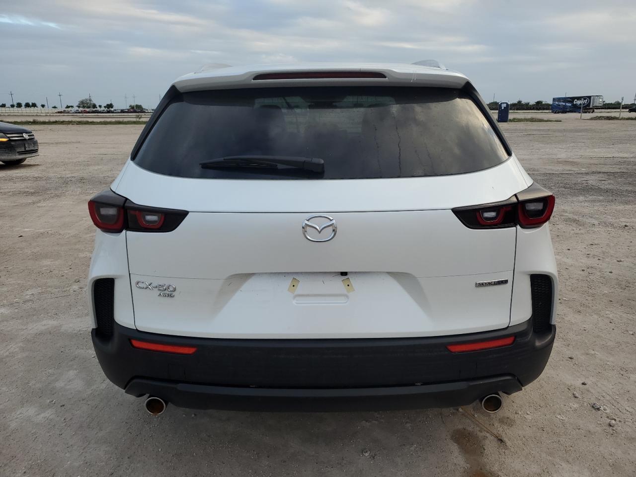 7MMVABBM3RN159867 2024 Mazda Cx-50 Preferred