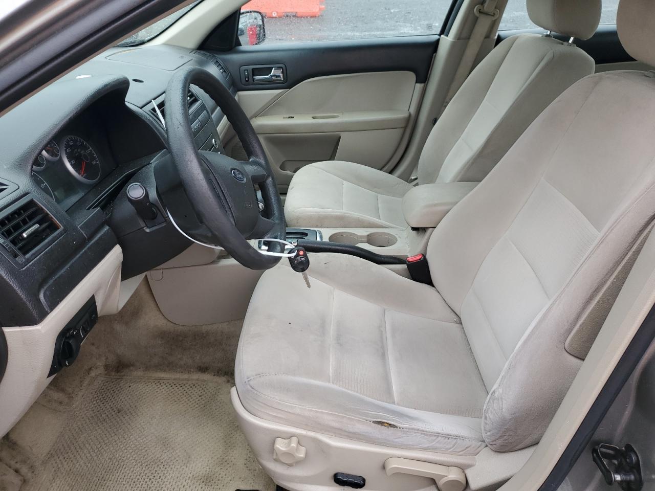 2008 Ford Fusion Se VIN: 3FAHP071X8R242258 Lot: 71867994