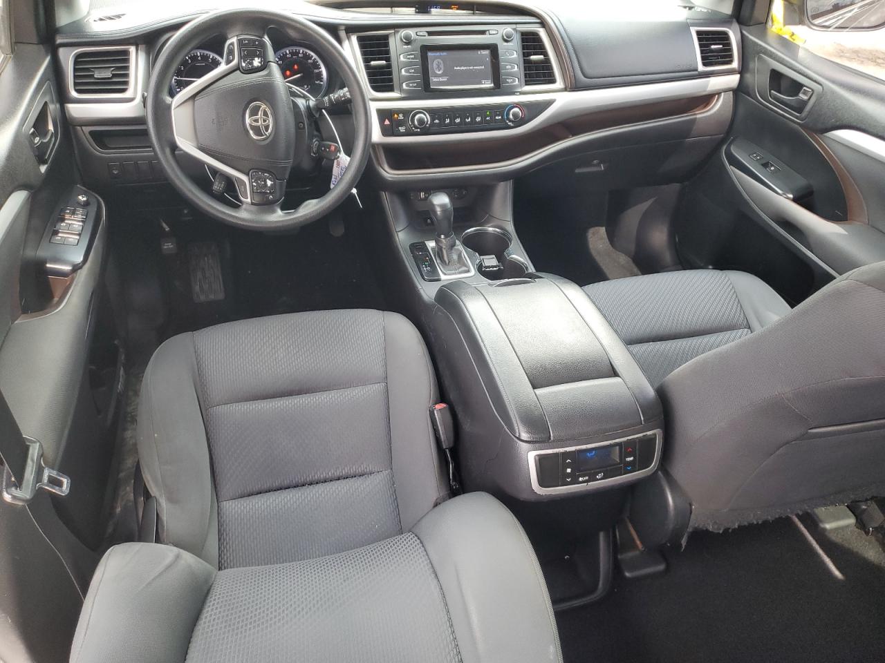 2016 Toyota Highlander Le VIN: 5TDZARFH3GS022488 Lot: 74322654