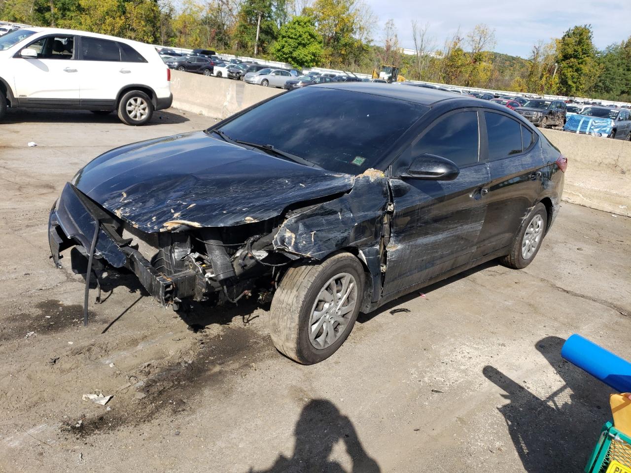 2019 Hyundai Elantra - Image 1