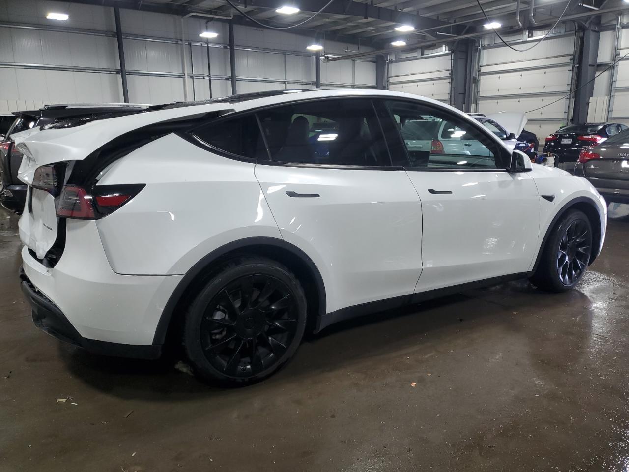 2020 Tesla Model Y VIN: 5YJYGDEF8LF002720 Lot: 74219424