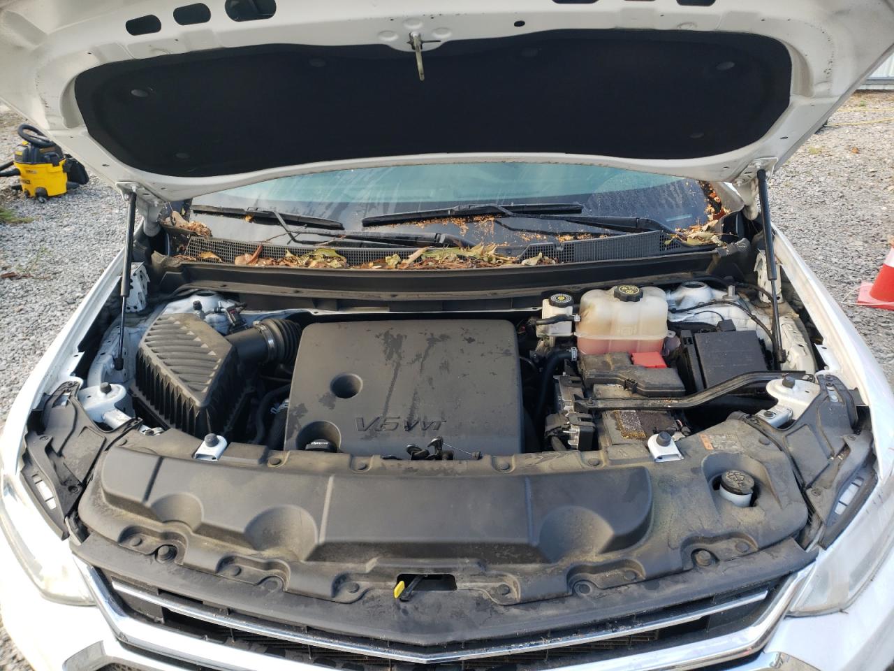 1GNERGKW7LJ318483 2020 Chevrolet Traverse Lt