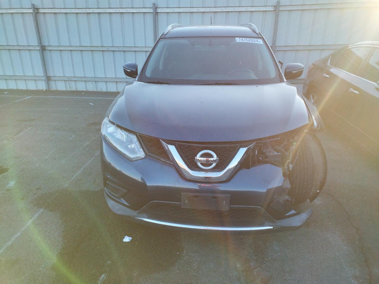 2015 Nissan Rogue - Image 5