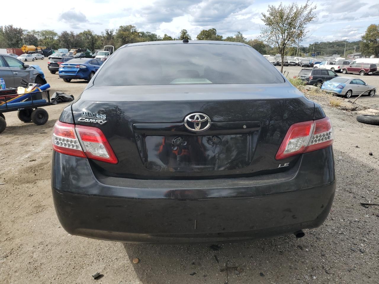 2010 Toyota Camry Base VIN: 4T1BF3EK2AU081026 Lot: 76478704