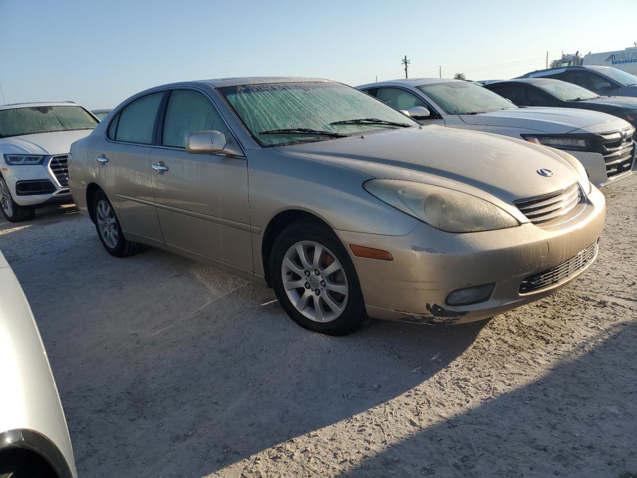 2004 Lexus ES - Image 4