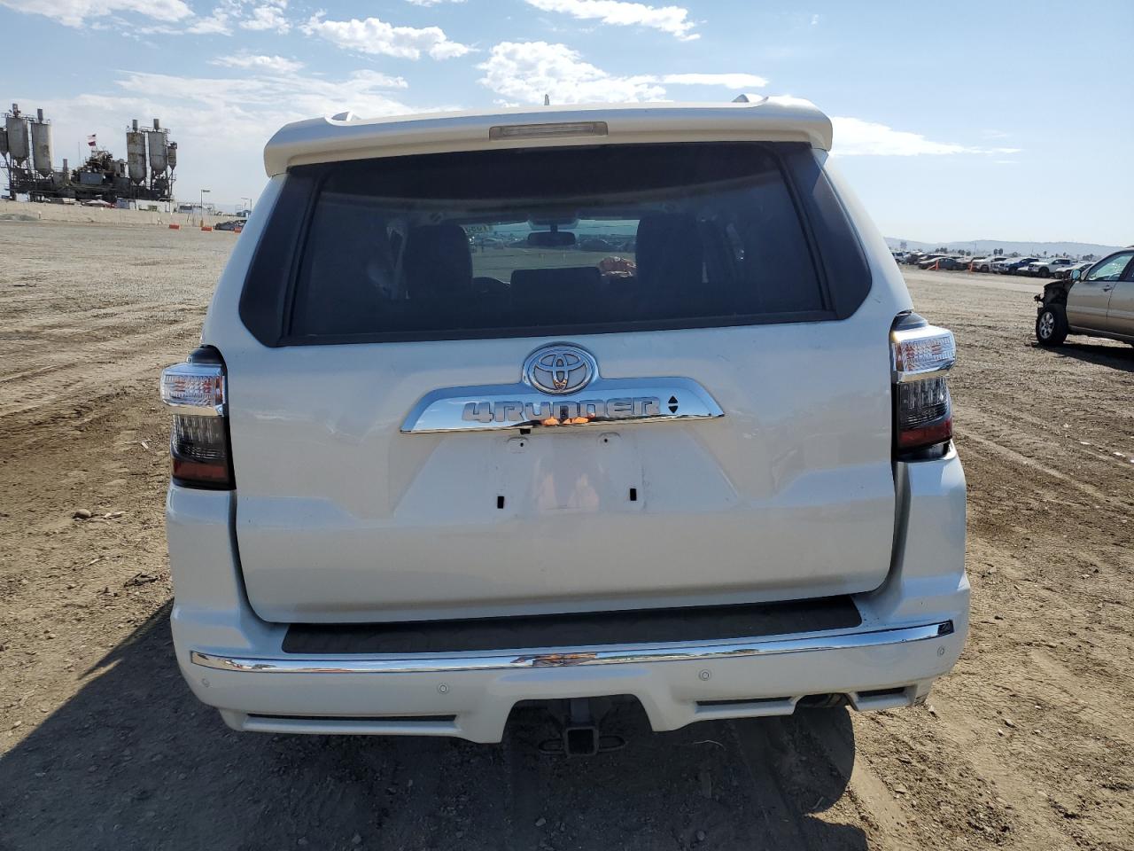 VIN JTEBU5JR7K5686482 2019 TOYOTA 4RUNNER no.6