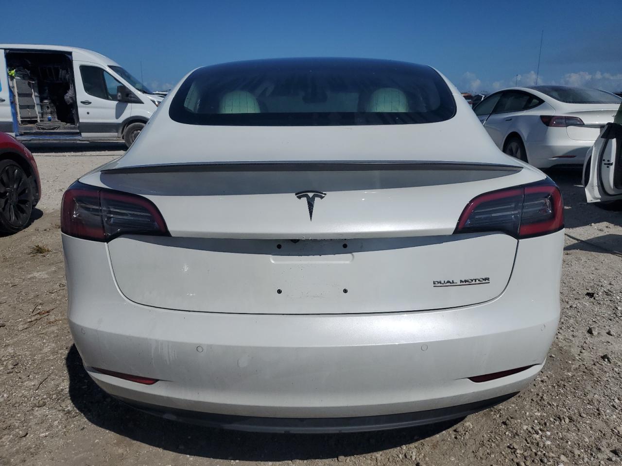 2018 Tesla Model 3 VIN: 5YJ3E1EB8JF081850 Lot: 76108734