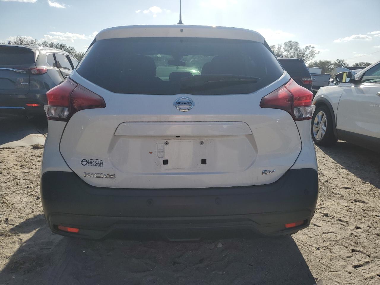 2020 Nissan Kicks Sv VIN: 3N1CP5CV3LL555323 Lot: 76965524