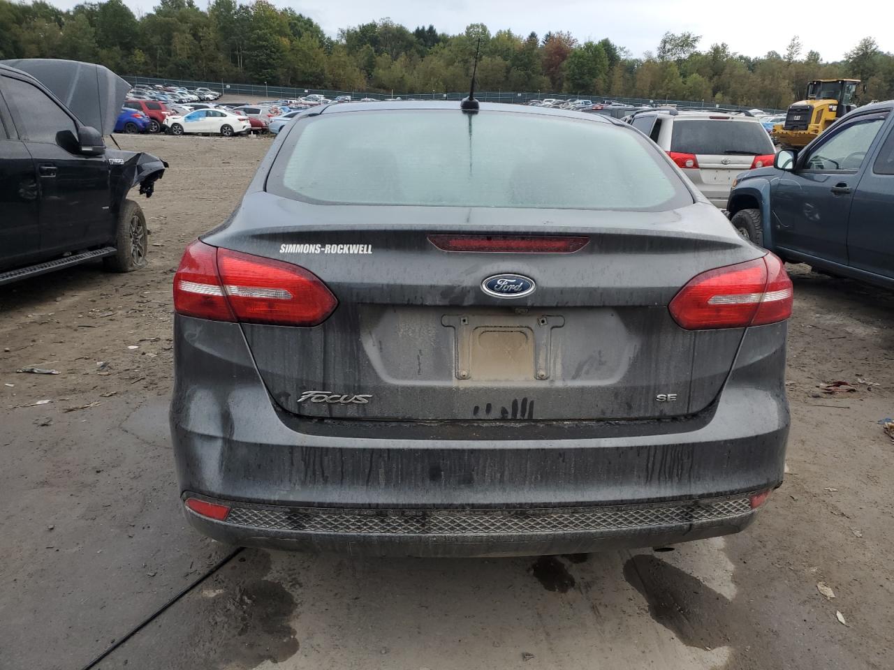 1FADP3F25FL268241 2015 Ford Focus Se