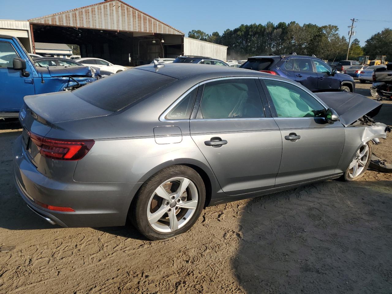 VIN WAUGMAF47KA022297 2019 AUDI A4 no.3