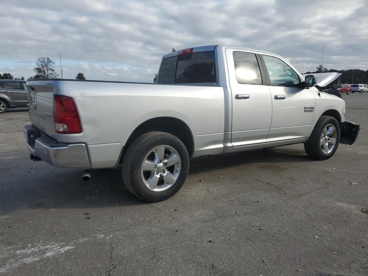 2017 RAM 1500 - Image 3