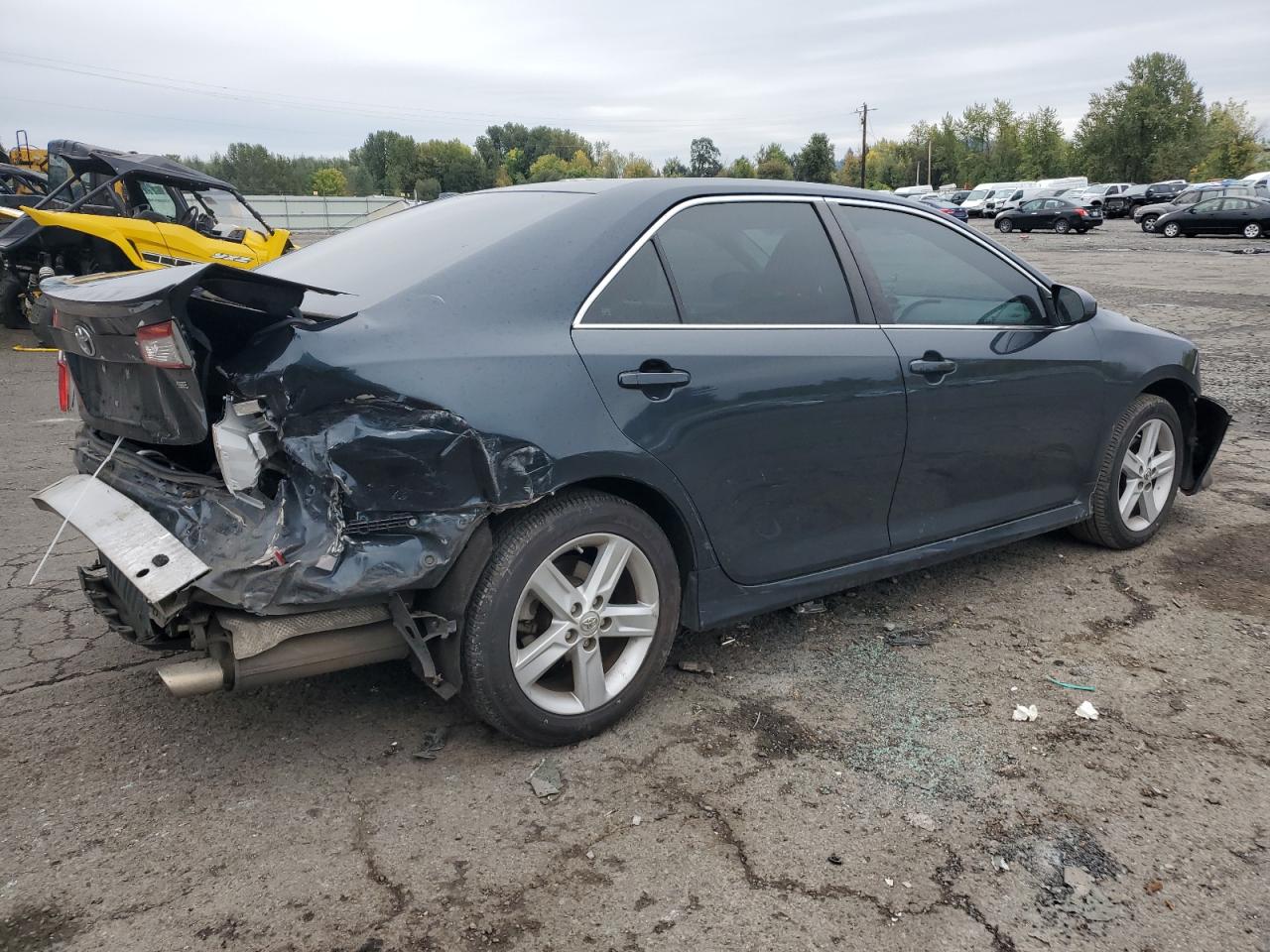 2014 Toyota Camry - Image 3