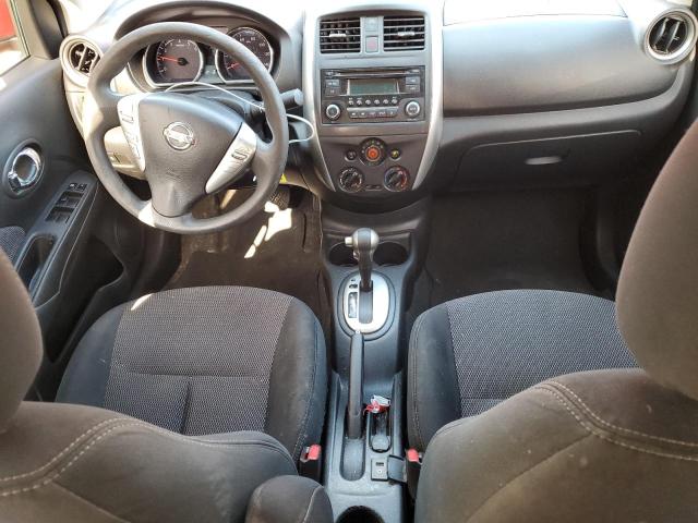  NISSAN VERSA 2015 Червоний