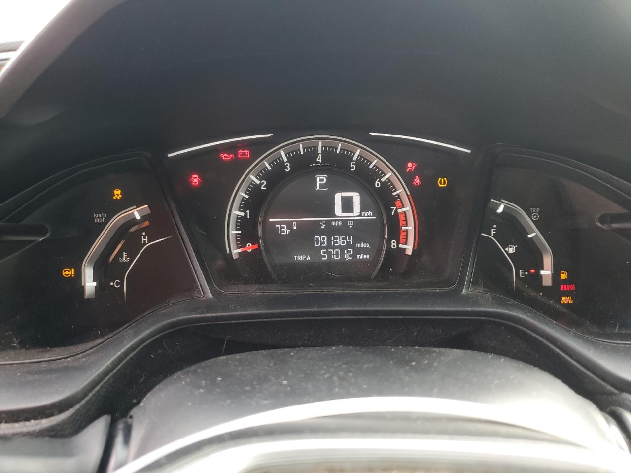 19XFC2F58JE209799 2018 Honda Civic Lx